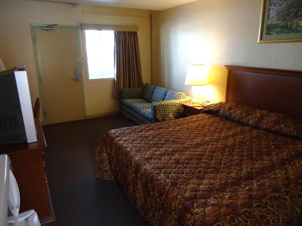 Canadiana Motel Sudbury Quarto foto
